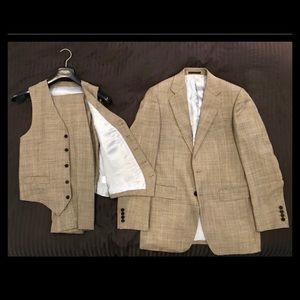 English classic Charles Tyrwhitt 3 piece suit